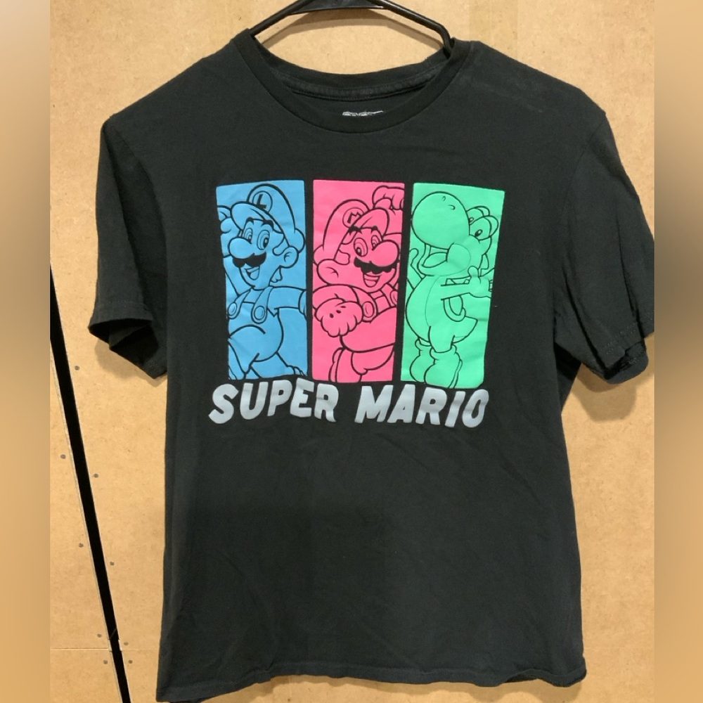 Nintendo Super Mario Black T-shirt Men’s M